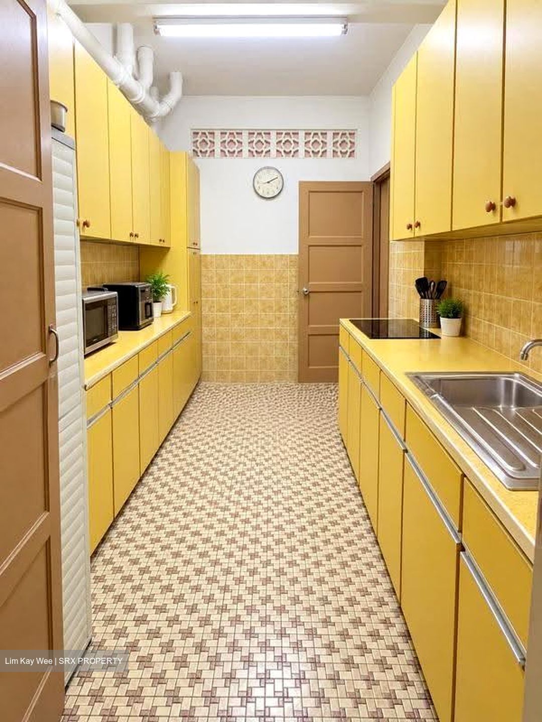 Onan Road (D15), Terrace #618283391
